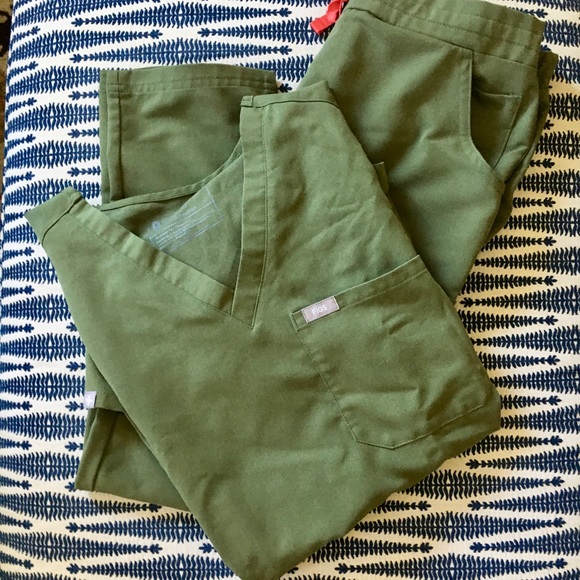 Figs Other Figs Limited Edition Green Scrub Set Size Smsp Poshmark